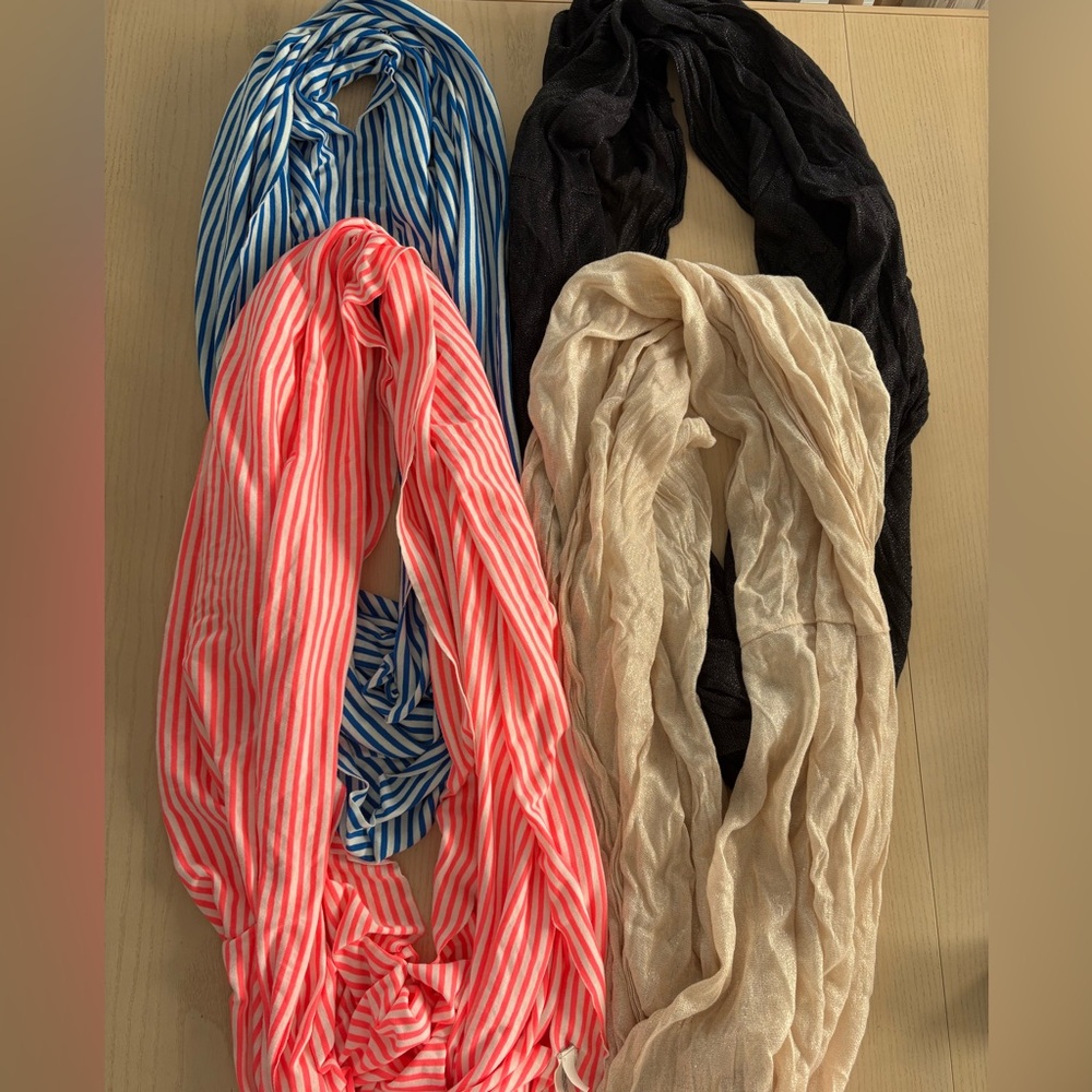 2 Express Solid Scarf Collection
2 Gap Vibrant Striped Infinity Scarfs